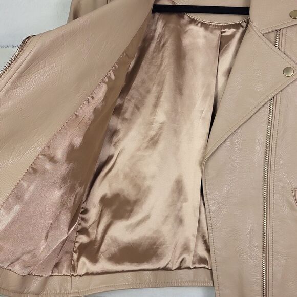 Blank NYC Tan faux Leather Moto Jacket Asymmetrical Zipper. Size S - Picture 5 of 8